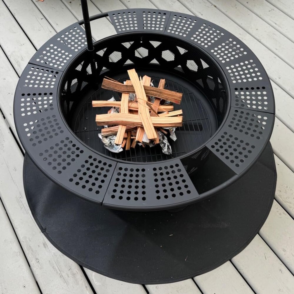 35-Inch Round Fireproof Grill Mat for Deck Patio or Grass Protection  