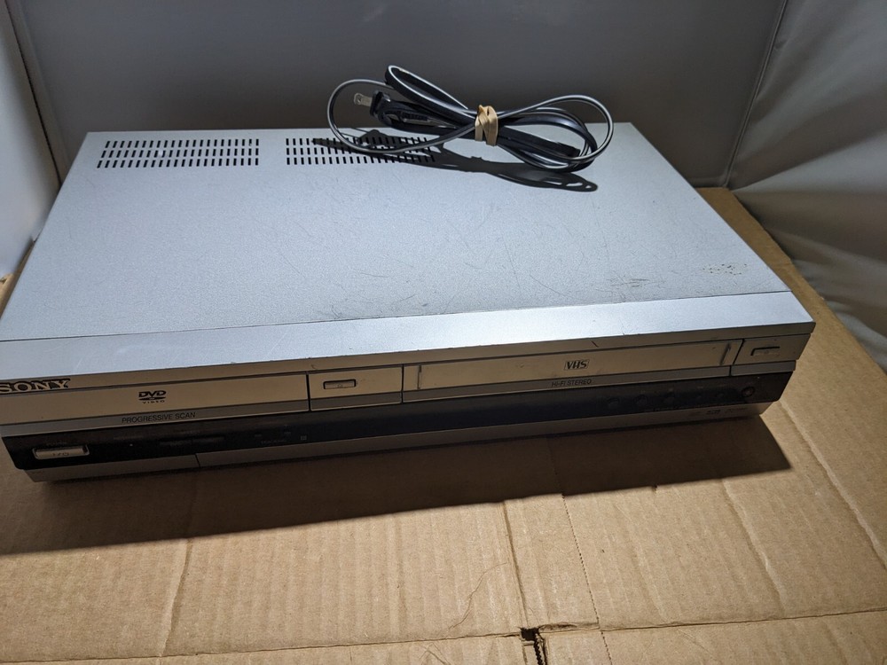 Sony DVD Player/Video Cassette Recorder Combo - SLV-D360P - TESTED FULLY WORKING