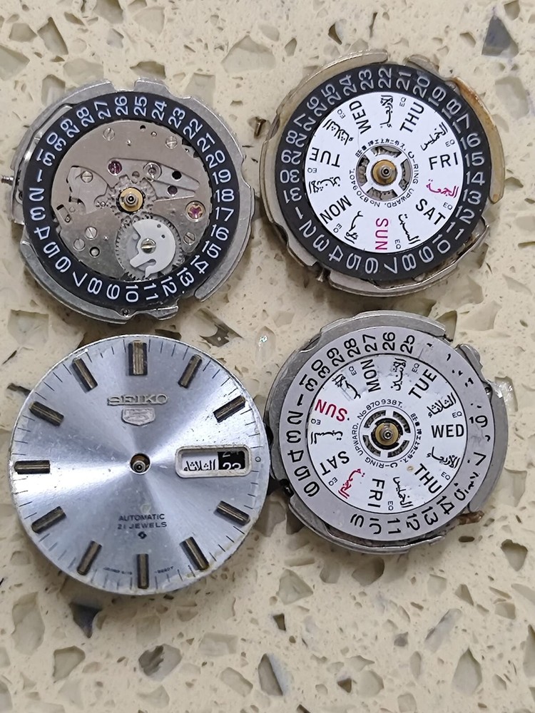 LOT  SEIKO 6119C  IN COMPLETE MOVEMENTS  Automatic for part only Used