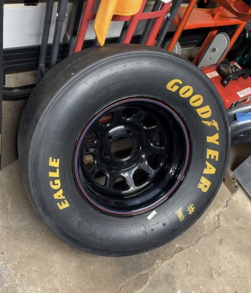Authentic 1993 NASCAR Wheel Goodyear Eagle #1 (D5724)