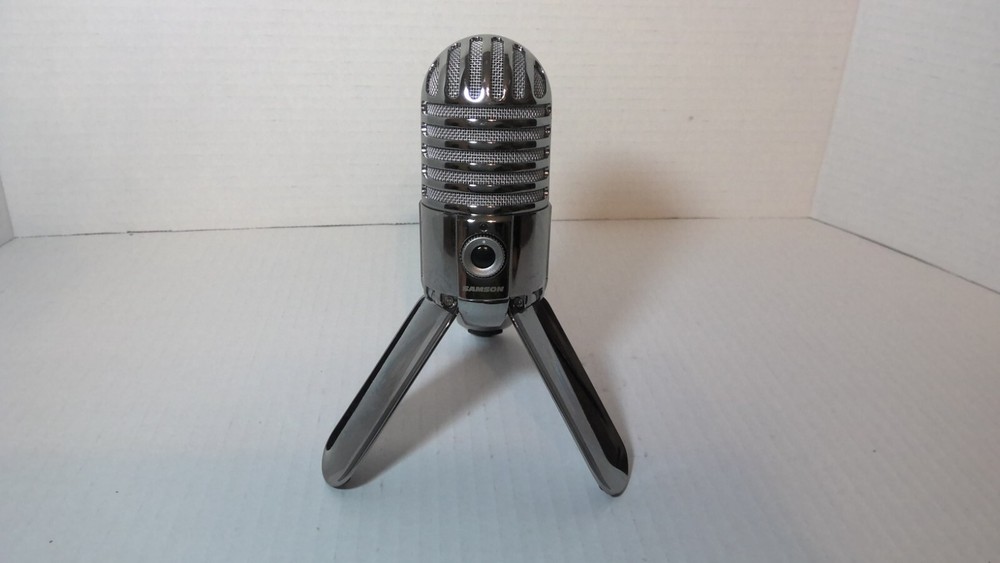 Samson Meteor Mic USB Studio Condenser Microphone Silver for Computer Recording