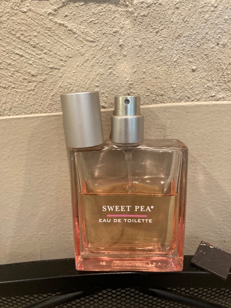 60% Full**Bath & Body Works Signature Collection Sweet Pea 1.7oz Eau de Toilette