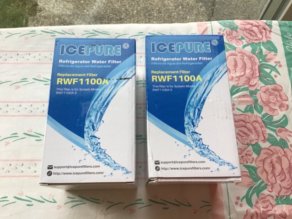 2 Ice Pure Refrigerator Water Filter Replacement Filter RWF1100A New in box