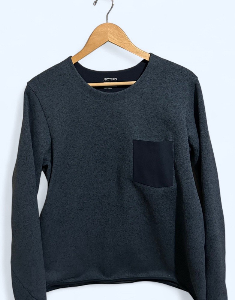 Arc’teryx Women’s Sweatshirt Size Large