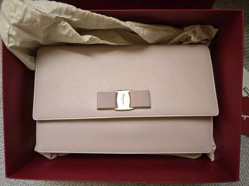 SALVATORE FERRAGAMO Saffiano Leather GINNY Bow Crossbody Macaron Pink