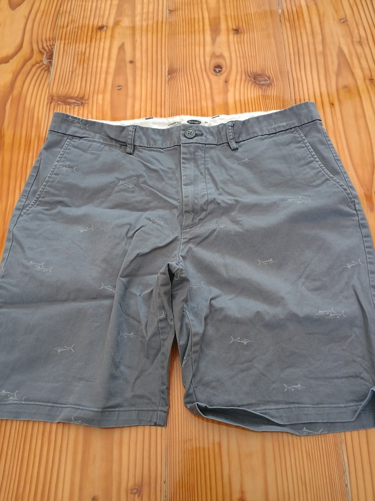 Old Navy Ultimate Slim Mens Gray Swordfish Chino Shorts Size 36