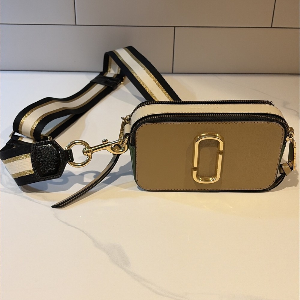 Marc Jacobs Snapshot Crossbody Bag Tan And Green Gold Style Hardware Pre-Owned