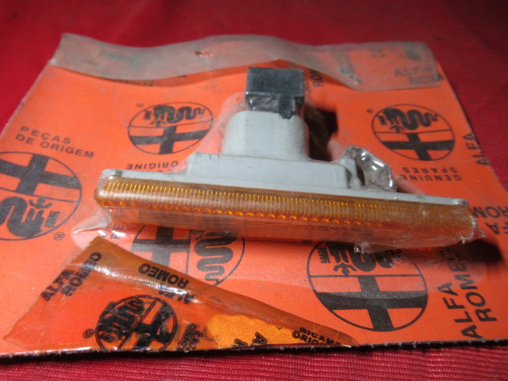 Genuine Alfa Romeo 33 Year 90 - 94 Steering Indicators 60538358 NEW