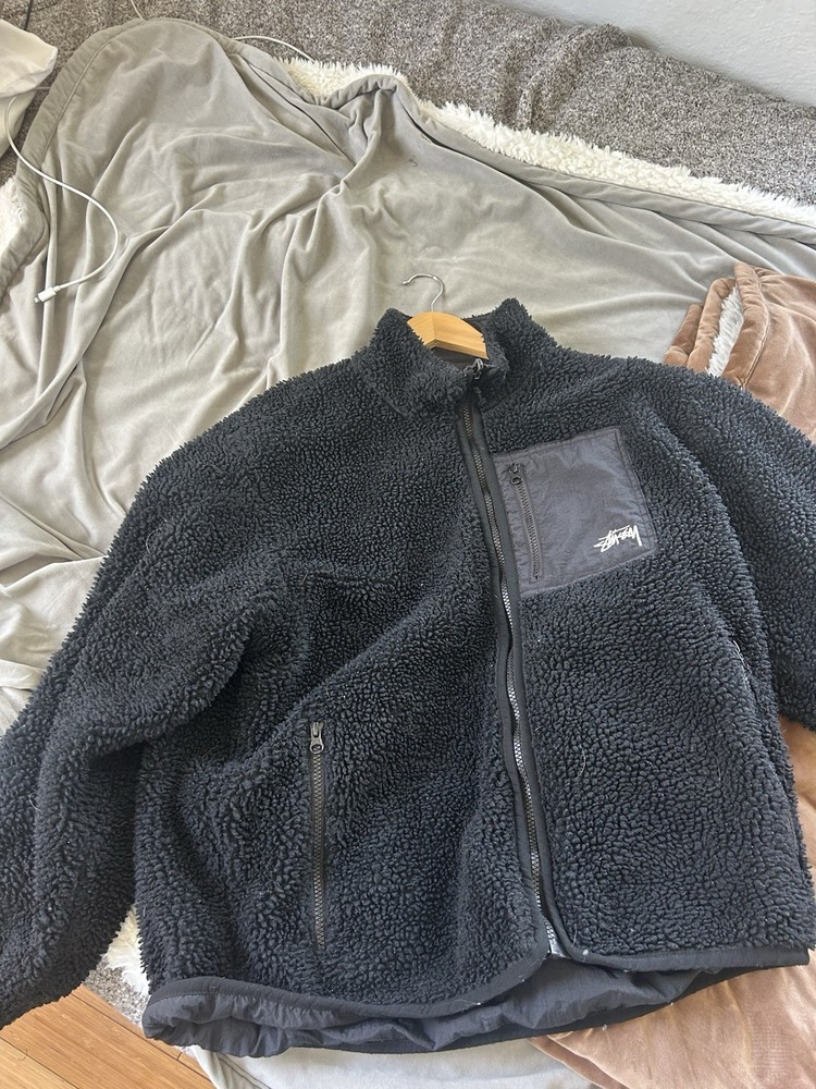 Stussy Reversible Sherpa Fleece Jacket in Black Size L
