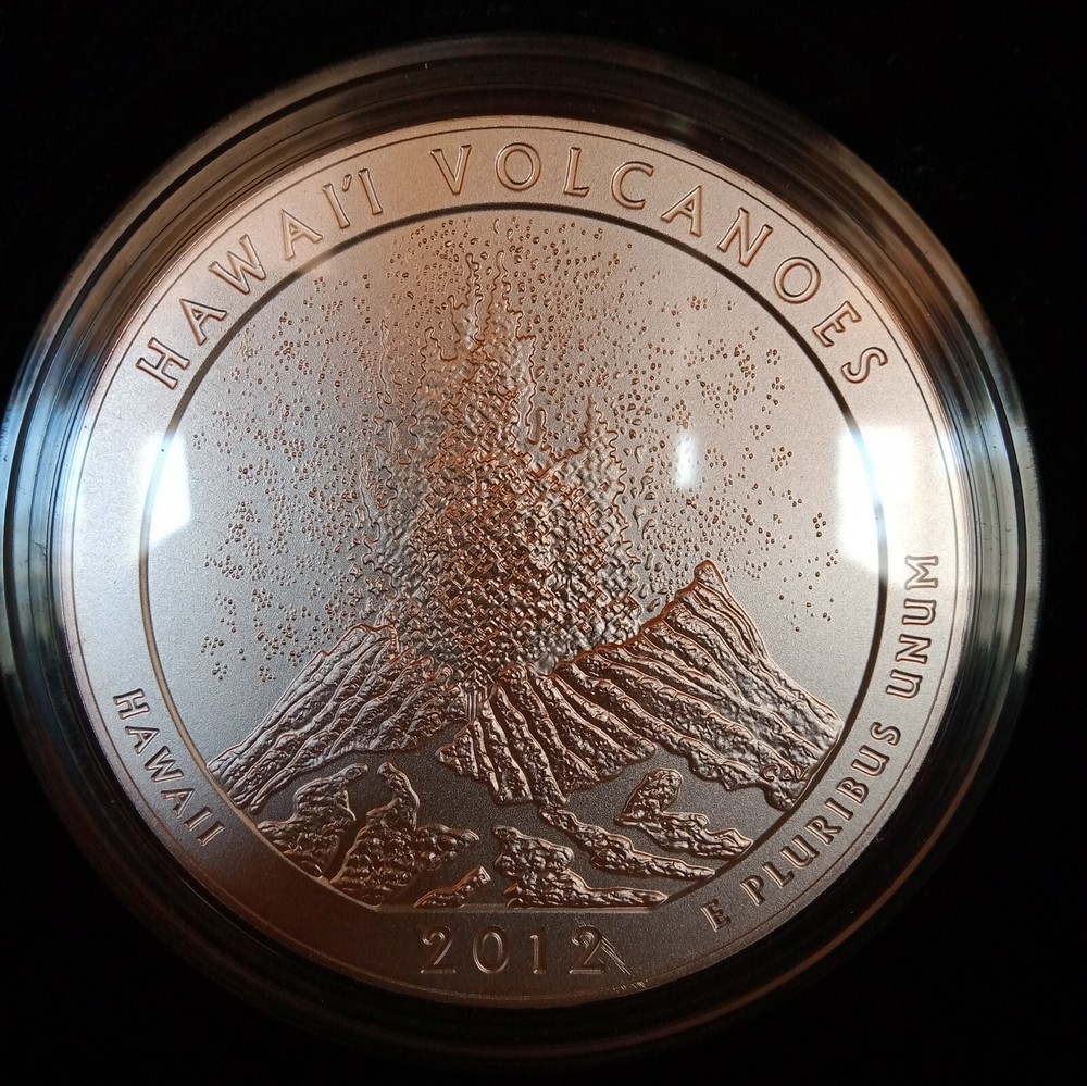 2012 P - Hawaii Volcanoes Park - 5 oz Silver Coin - Mint Box & COA - .999 - ATB