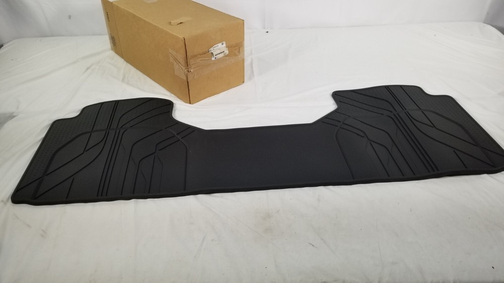2021-2025 Chevy Tahoe Suburban 2nd Row All-Weather Floor Mats GM 84503157