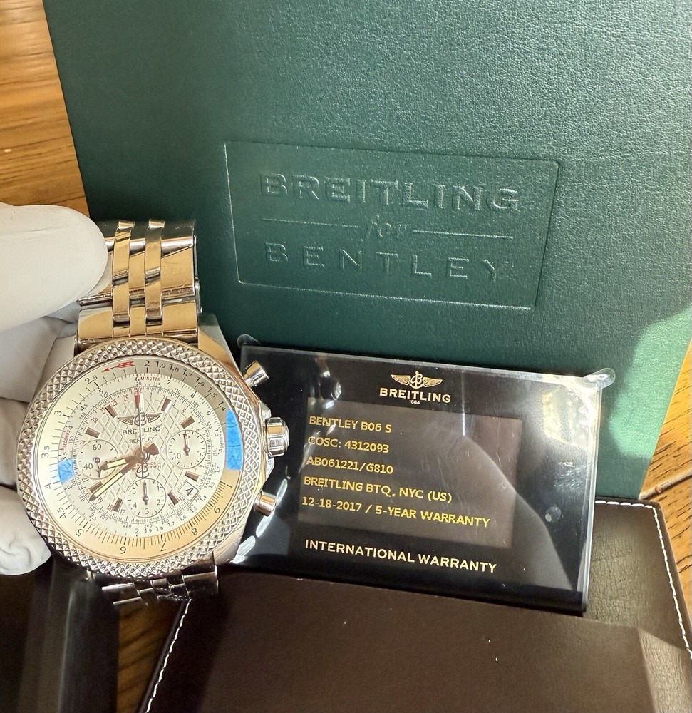 Breitling Bentley BO6 S Luxury Chronograph Men's Watch