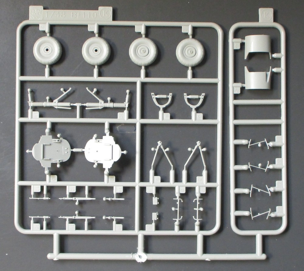 1/48 Scale Cyber Hobby Bf110E-2 Tropical Parts Tree K Kit 5560-image
