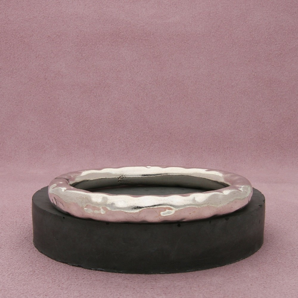 taxco mexico sterling silver vintage hammered bangle bracelet size 7.25in
