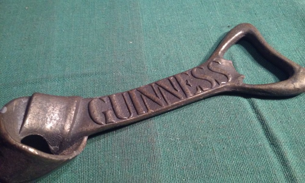 Vintage Brass Guinness Twisted Knot Brass Bottle Opener Bar Man Cave Beer 6