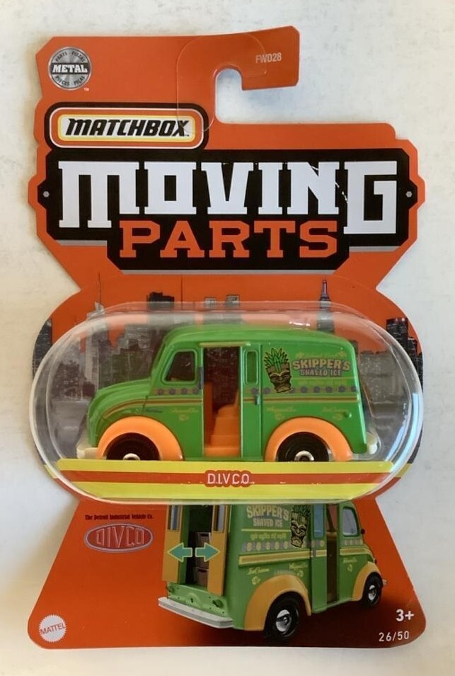 NEW Mattel HFM65 Matchbox Moving Parts DIVCO 26/50 1:64 Scale Die-Cast Vehicle