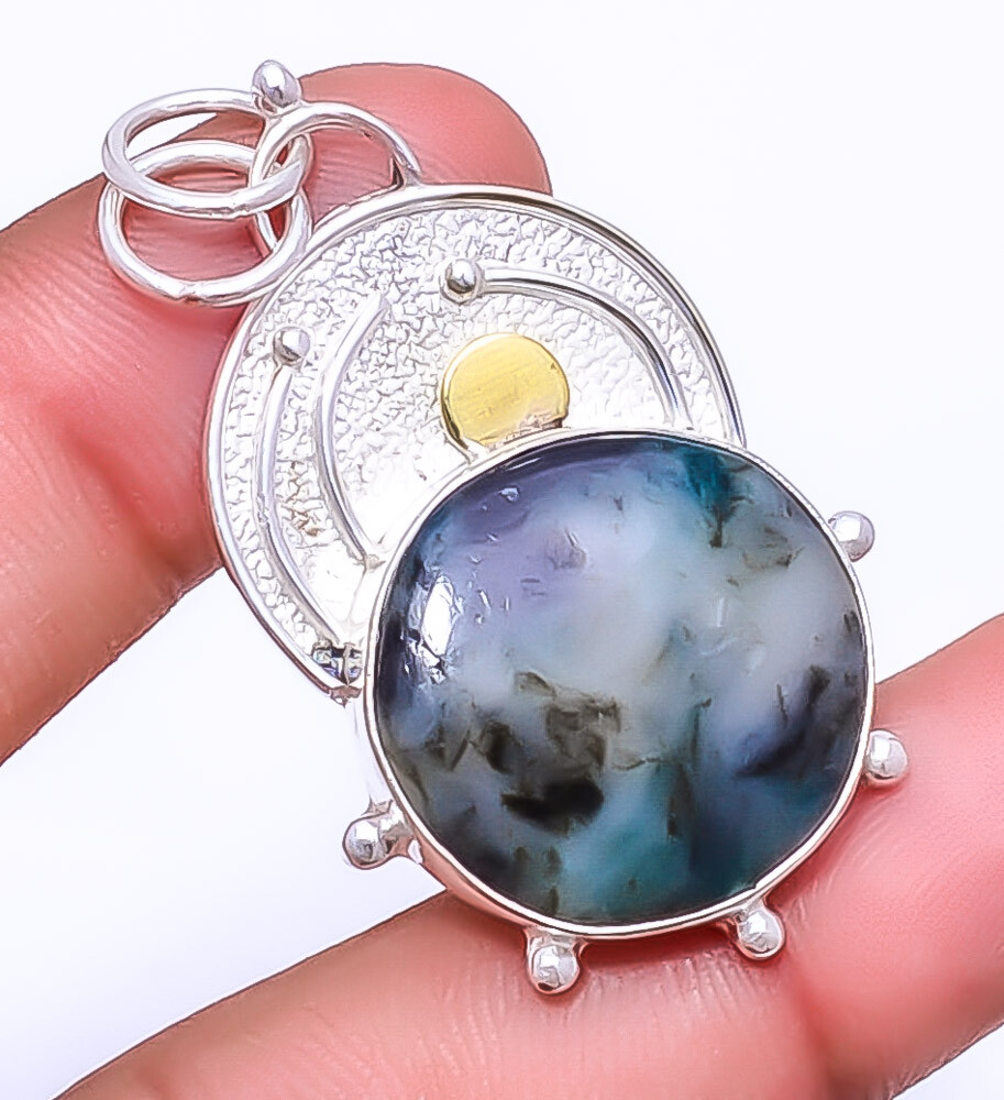 Emerald - Sakota Mines Handmade (Simulated) 925 Sterling Silver Pendant 1.95