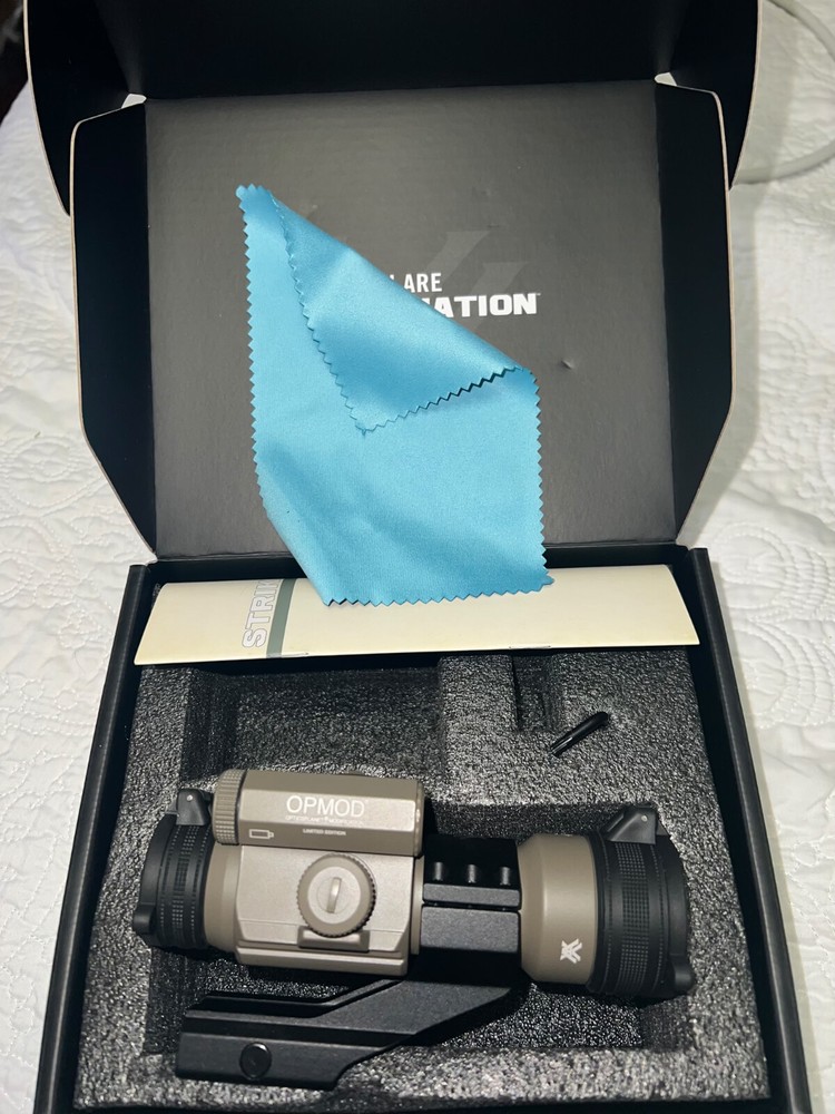 Vortex Strikefire 2 Red Green Dot Sight 1x30mm 4 MOA in Black or Tan