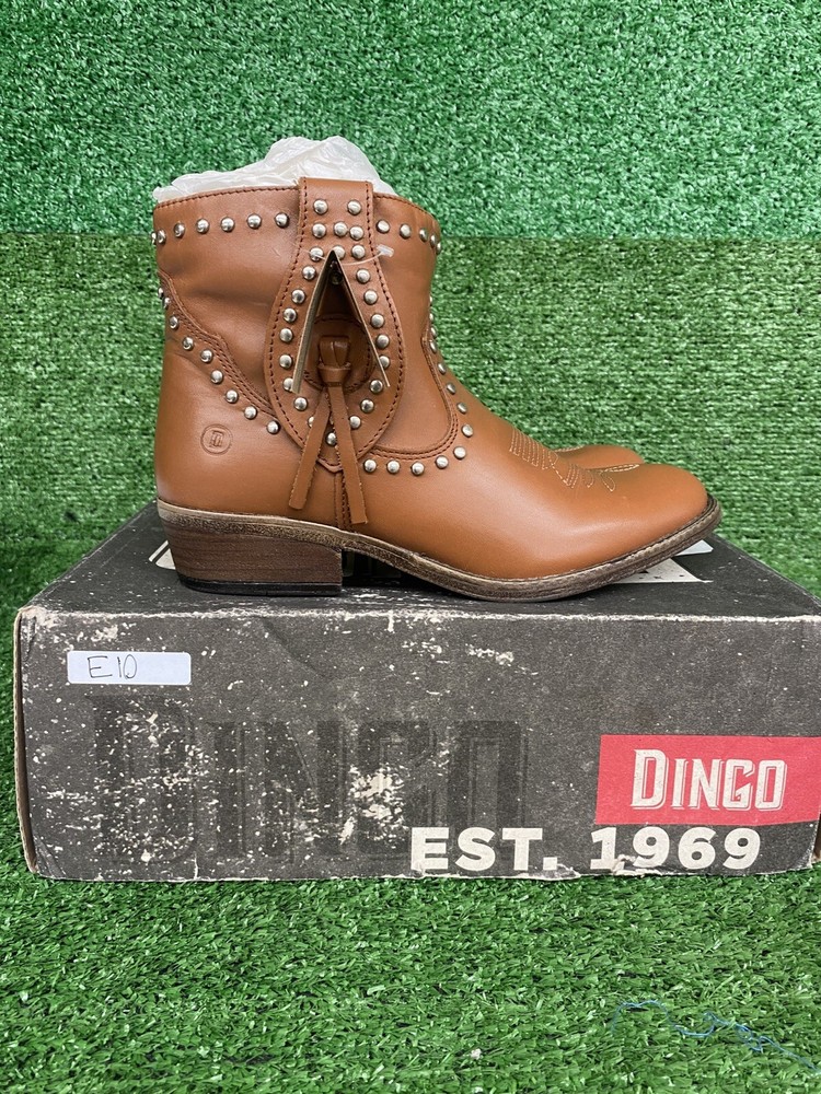 Dingo Women's Size 7.5M Destry Studded Ankle Booties in Camel Leather