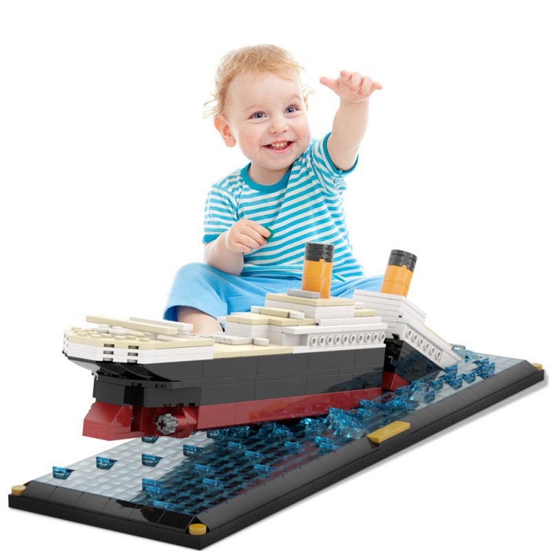 Titanic Ship Assembly Model MOC Building Blocks Decoration Toys Gift