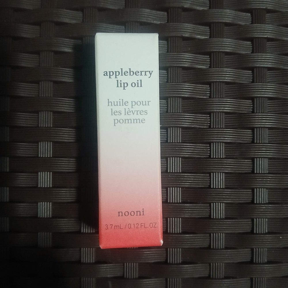 NOONI Appleberry Lip Oil - Moisturizing Lip Stain & Revitalizing Treatment