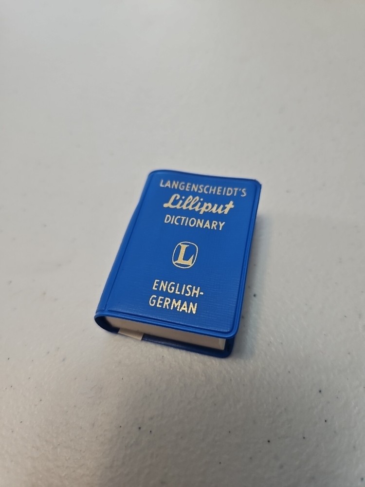 1977 Langenscheidt Lilliput Mini German-English Dictionary Vintage Pocket-Sized
