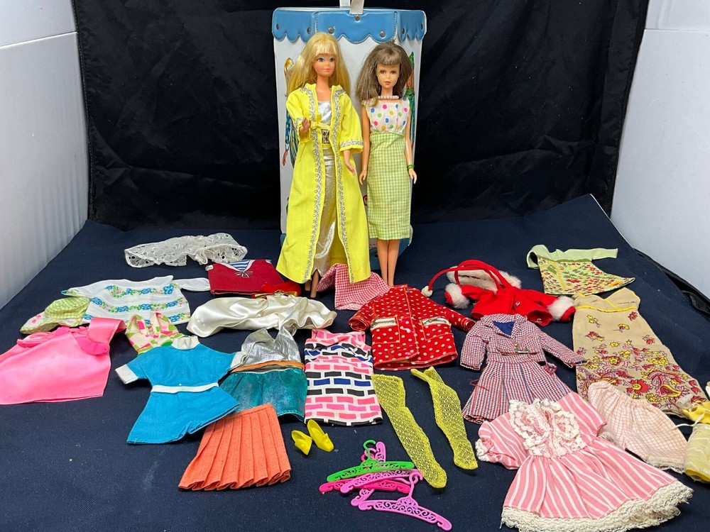 1965 Francie Barbie Doll Dress Clothes Shoes Accessories Carry Case Talking
