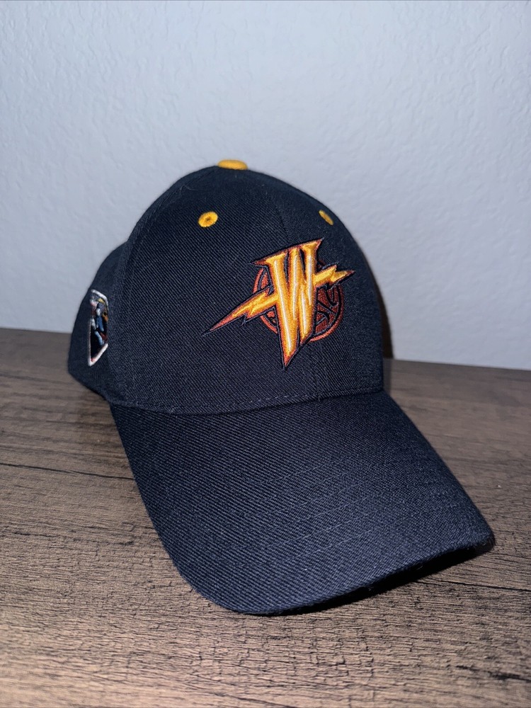 Golden State Warriors Vintage Adjustable Cap