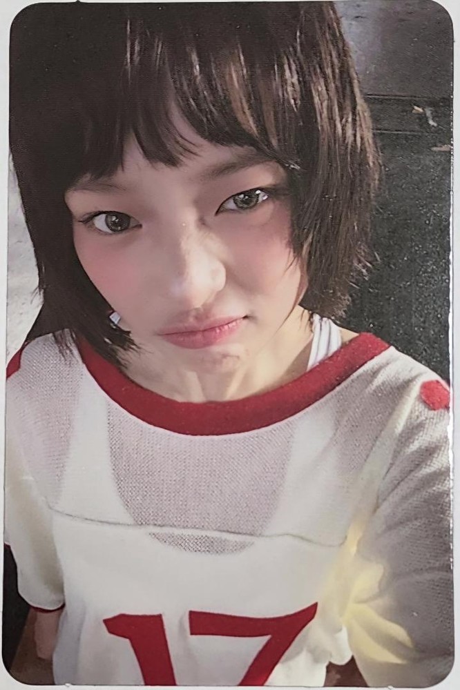 Limited Time NewJeans How Sweet Sanok Photocard HANNI-image