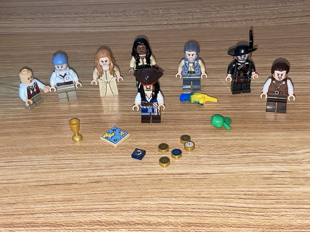 Lego Mini Figures Full Set Pirates Of The Caribbean Black Pearl Jacks Crew