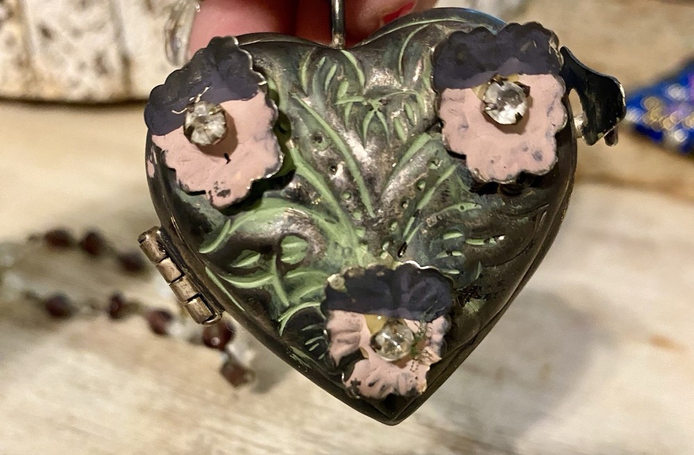 Metal Heart Memorial Keepsake Trinket for Loved Ones