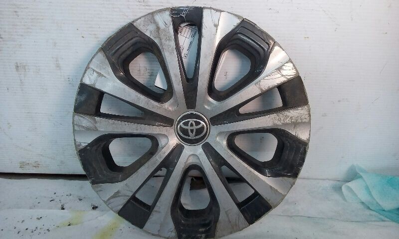 2020 Toyota Corolla Hybrid Sedan 10-Spoke Wheel Cover Hub Cap
