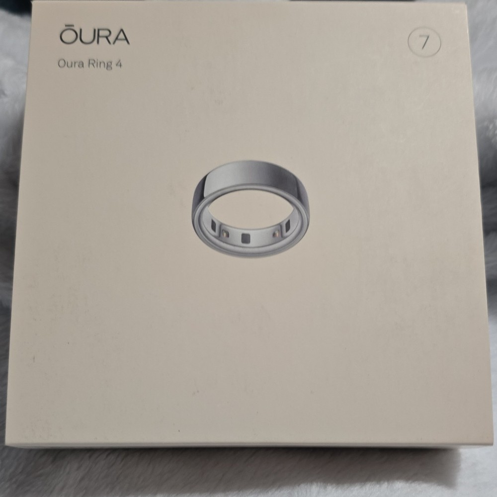 Oura Ring 4 Silver Size 7 Bluetooth Activity Tracker