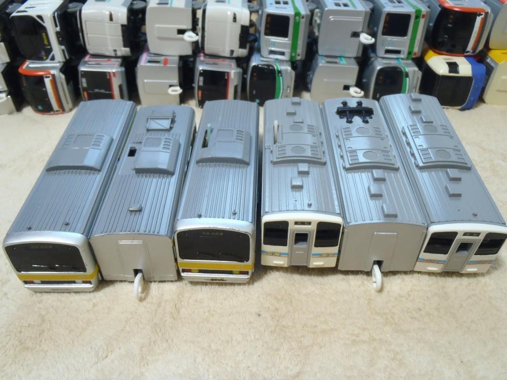 Discontinued Product Set Shikoku 6000 Series Chuo Line Double Operating
