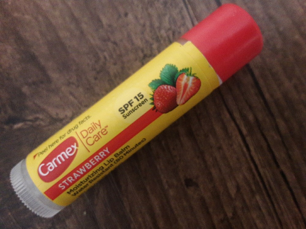 Carmex SPF 15 Strawberry Lip Balm Stick 0.15 oz Daily Moisture