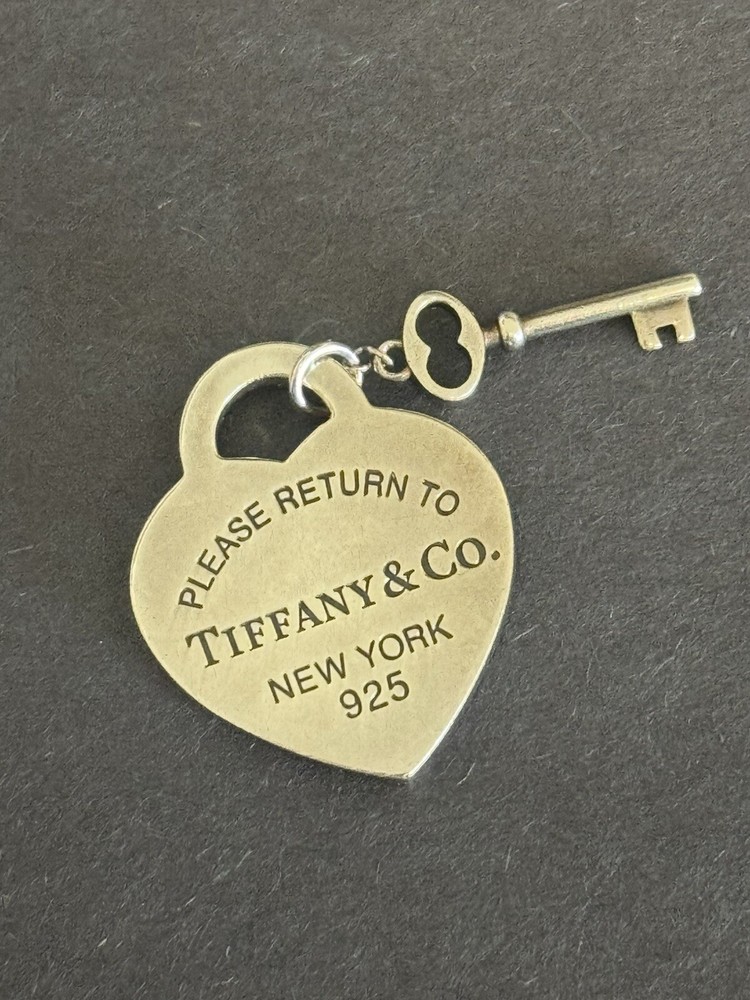 Tiffany & Co. Please Return To Tiffany Sterling Silver 925 Heart Tag Pendant