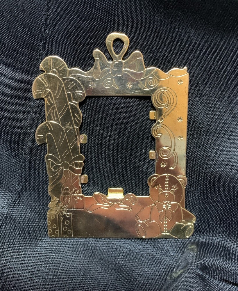 Vintage 1998 Gloria Duchin Gold-Toned Engravable Bear Christmas Ornament