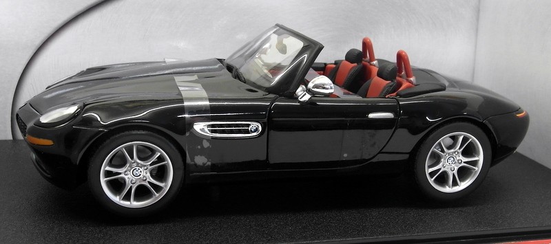 Hot Wheels 1/18 Scale - 54576 BMW Z8 Roadster - Black