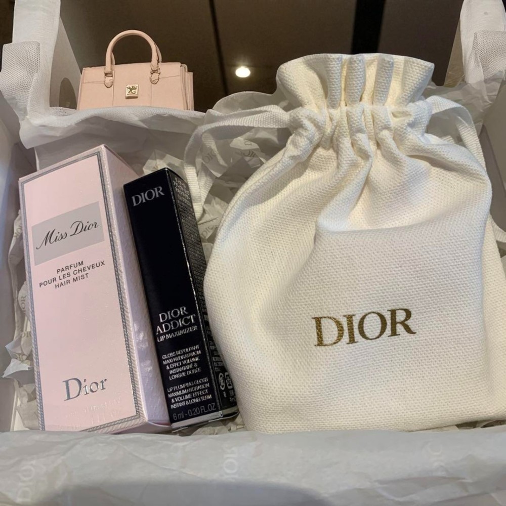 Christian Dior 2023 Christmas Coffret Lip Gloss Pink