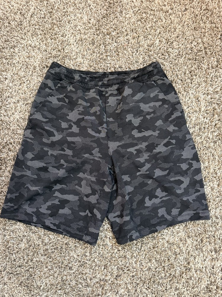 Lululemon Men’s Size Medium Ventegated Camo Pace Breaker 9