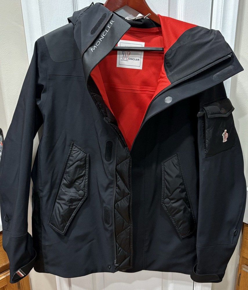 Moncler Grenoble High-Performance Black Ski Jacket for Men Size 3