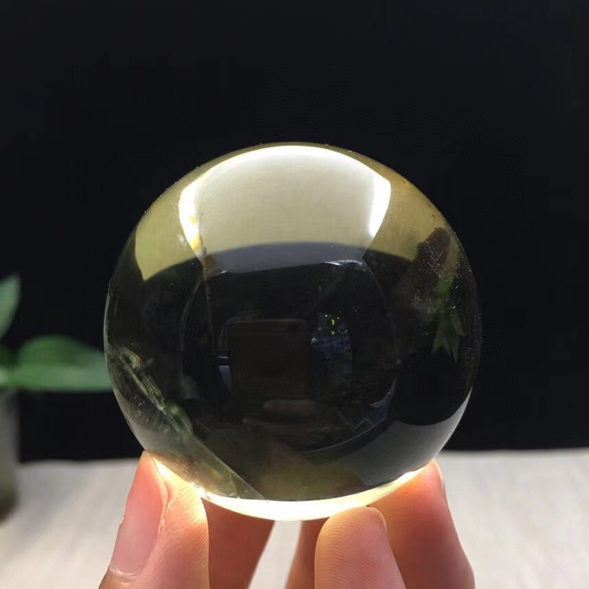 52mm Natural Citrine Quartz Sphere Rainbow Crystal Ball for Reiki Healing, 200g