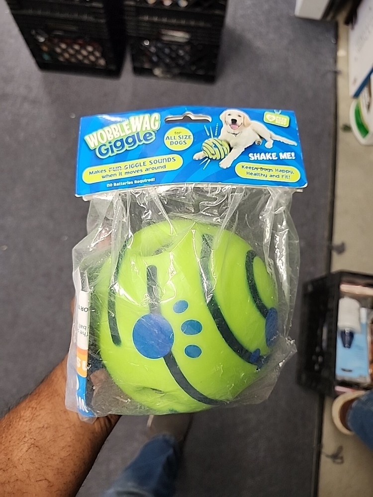 Wobble Wag Giggle Shake Me Dog Ball Toy Wg011212