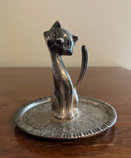 Vintage Zinc Alloy Silver Cat Ring Stand Jewelry Holder
