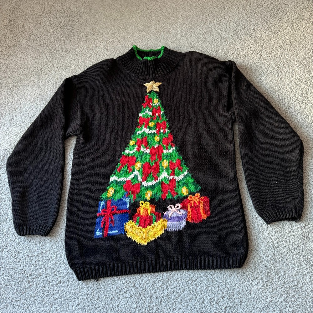 NEW The Eagle's Eye Sweater Womens Large Black Graphic Christmas Holiday Ugly