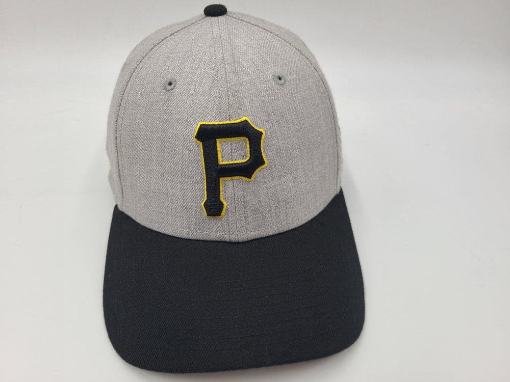 Pittsburgh Pirates New Era 9Forty Adjustable Hat Cap Jolly Roger MLB Gray Black