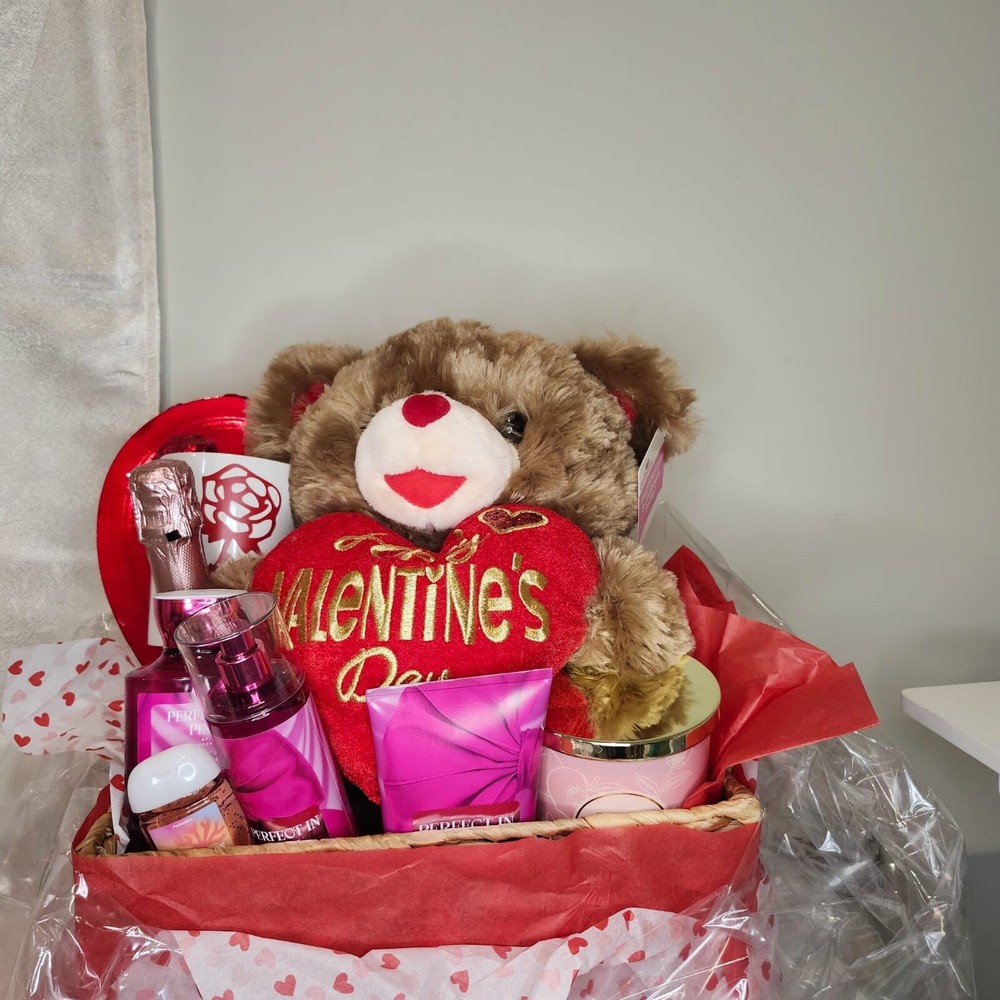Valentines Day Gift Basket for Her,Valentine Gift Set for Women Gifts Box for Gi-image