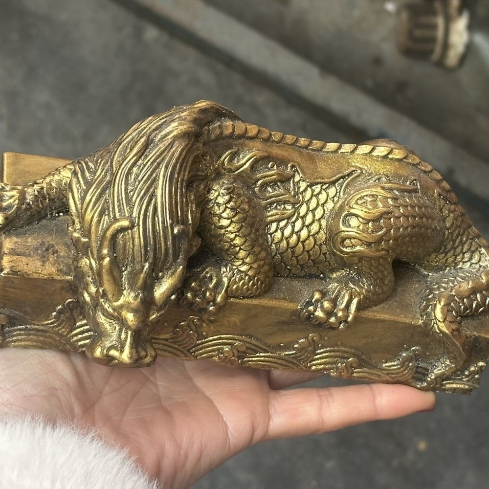 Antique Style Resin Jade Kirin Statue Imitation Shoushan Stone Decorative