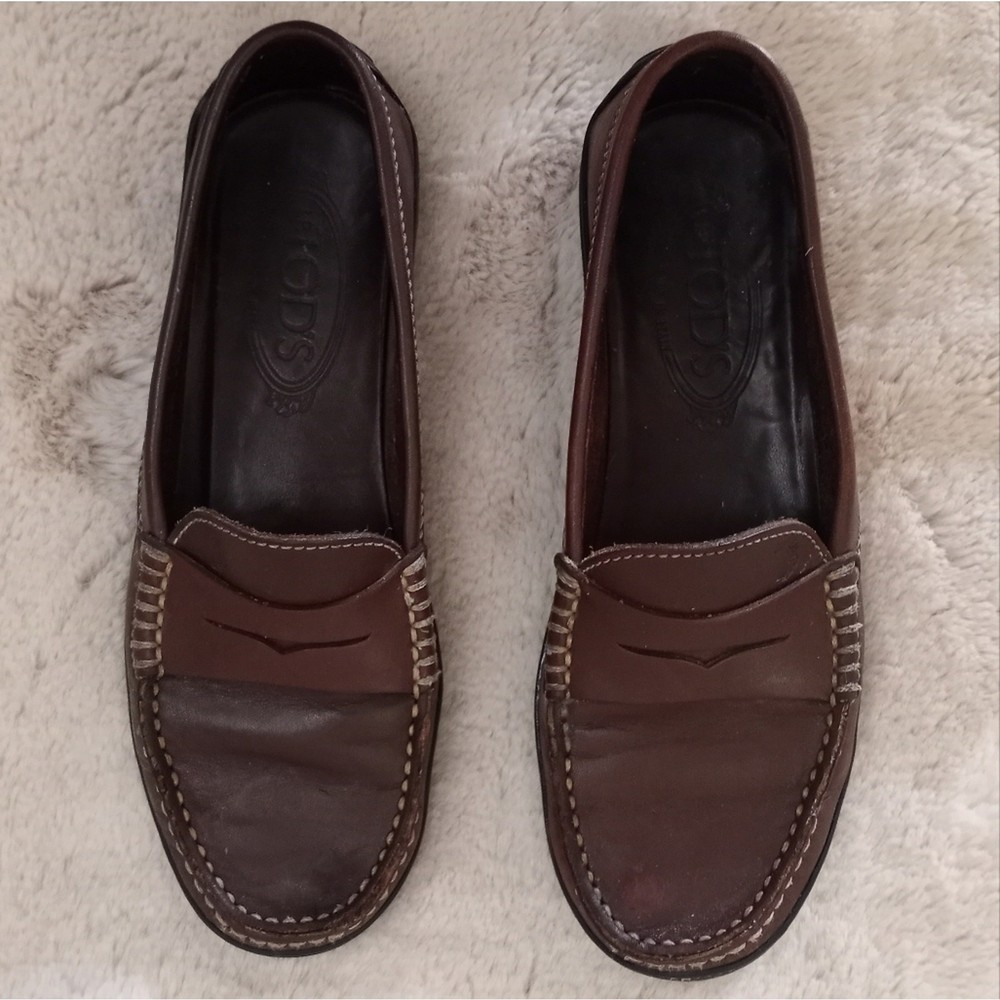 Tods Classic Italian Leather Penny Loafers Old Money Driving Shoes