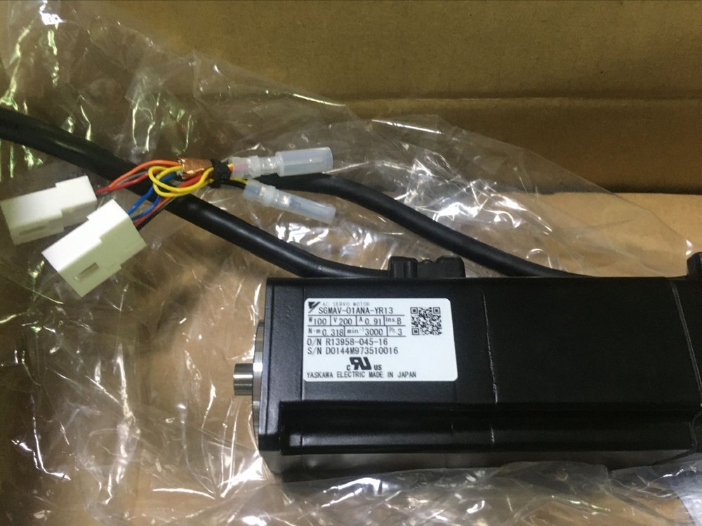 SGMAV-01ANA-YR13 Servo Motor Good In Condition 90 Day Warranty #A6-37